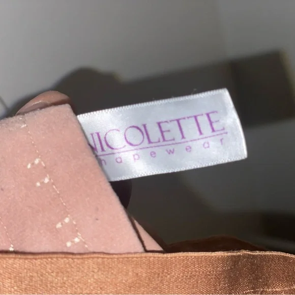 Nicolette brown shape wear ๐ - Picture 2 of 7